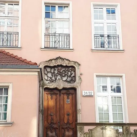 Kawalerka W Kamienicy Na Starówce * Gdansk