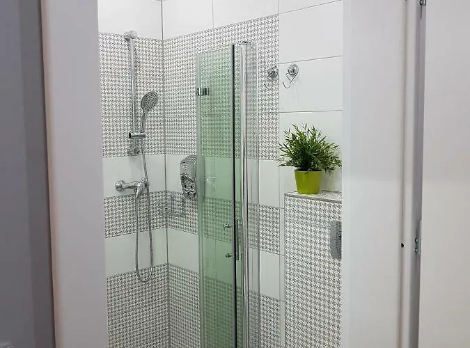 Kawalerka W Kamienicy Na Starówce Apartamento *